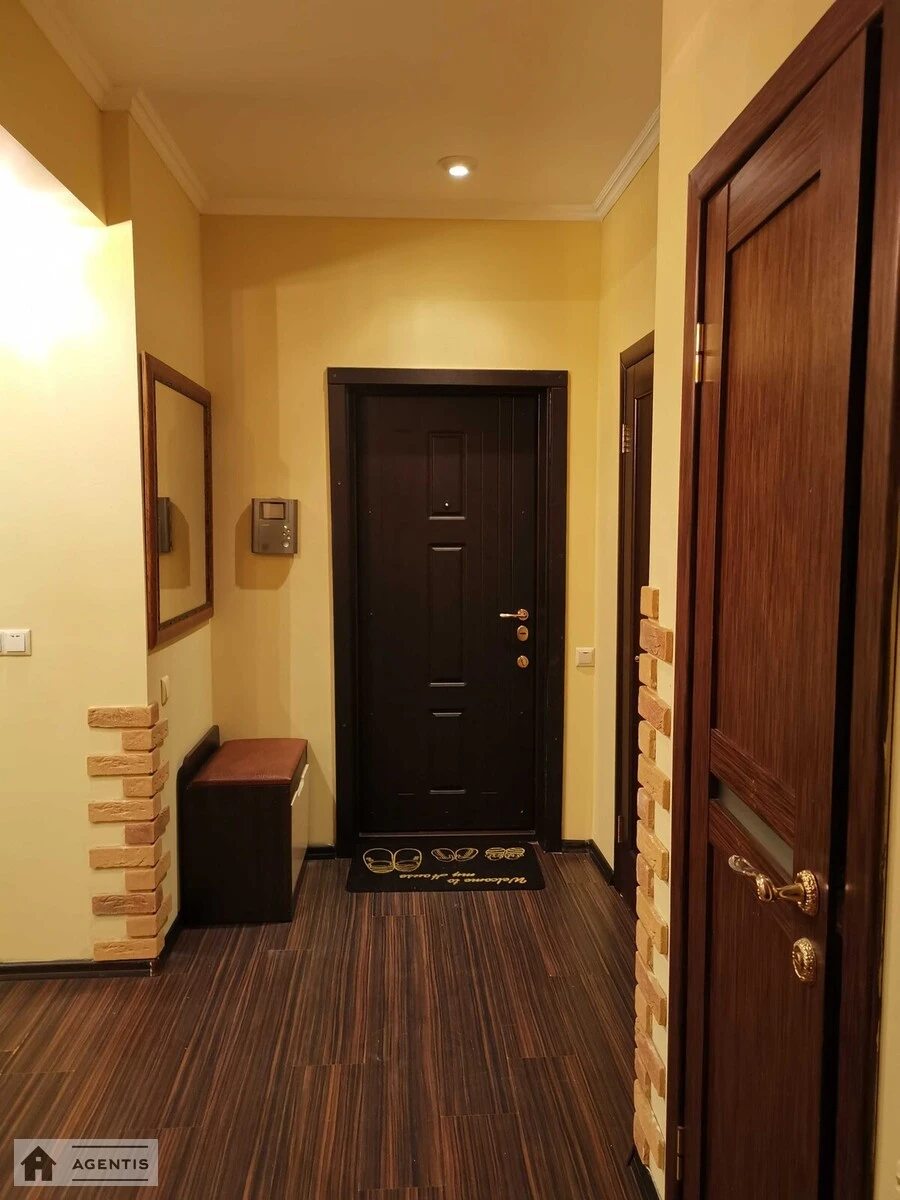 Здам квартиру. 1 room, 38 m², 2nd floor/3 floors. Голосіївський район, Київ. 