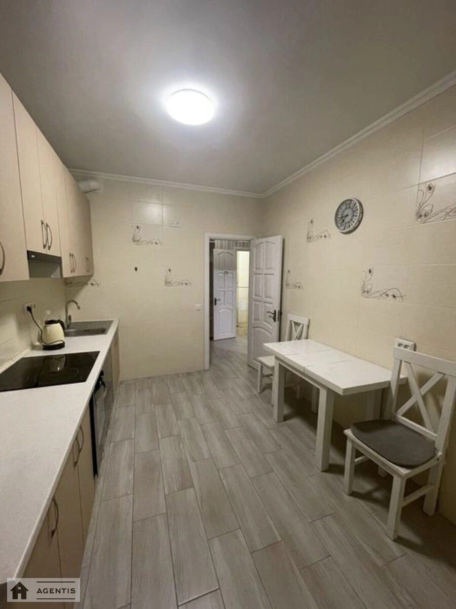 Apartment for rent. 3 rooms, 83 m², 19 floor/23 floors. 3, Teremkivska 3, Kyiv. 