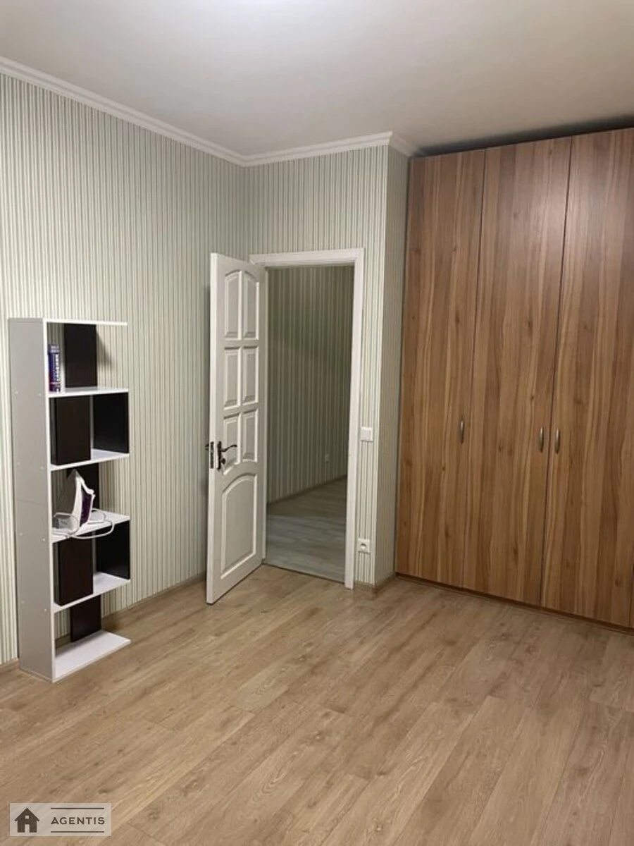 Apartment for rent. 3 rooms, 83 m², 19 floor/23 floors. 3, Teremkivska 3, Kyiv. 