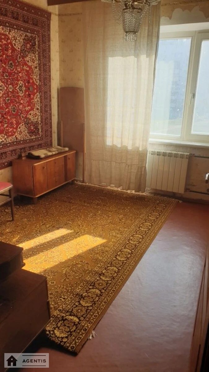 Сдам квартиру. 2 rooms, 50 m², 3rd floor/9 floors. 4, Йорданська вул. (Лайоша Гавро), Киев. 