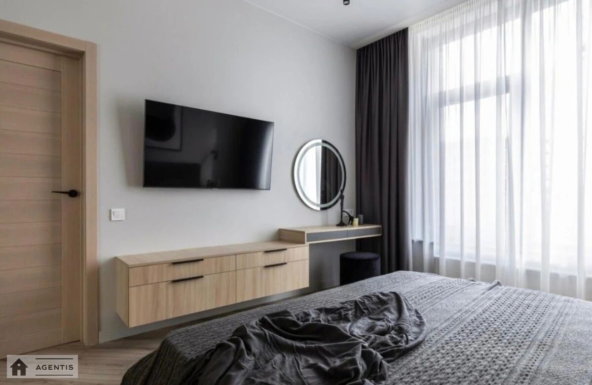 Apartment for rent. 2 rooms, 60 m², 4th floor/24 floors. Andriya Verkhohlyada vul. Mykhayla Drahomirova, Kyiv. 