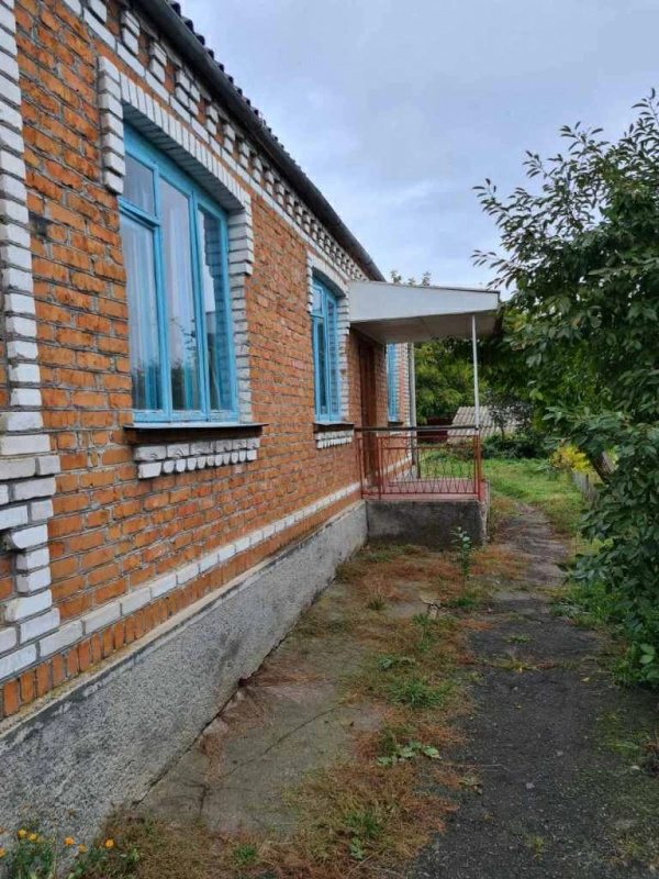 House for sale. 4 rooms, 120 m², 1 floor. Chapaeva, Khmilnyk. 