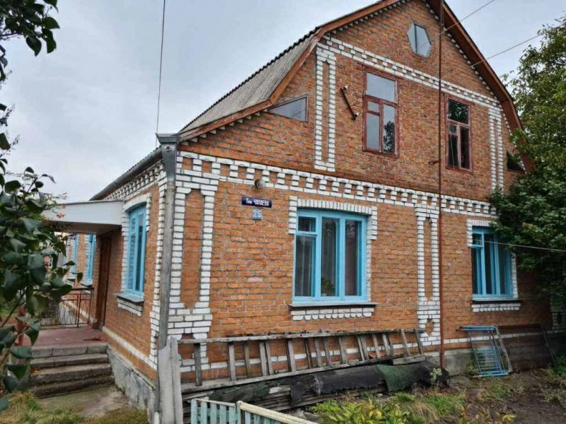 House for sale. 4 rooms, 120 m², 1 floor. Chapaeva, Khmilnyk. 