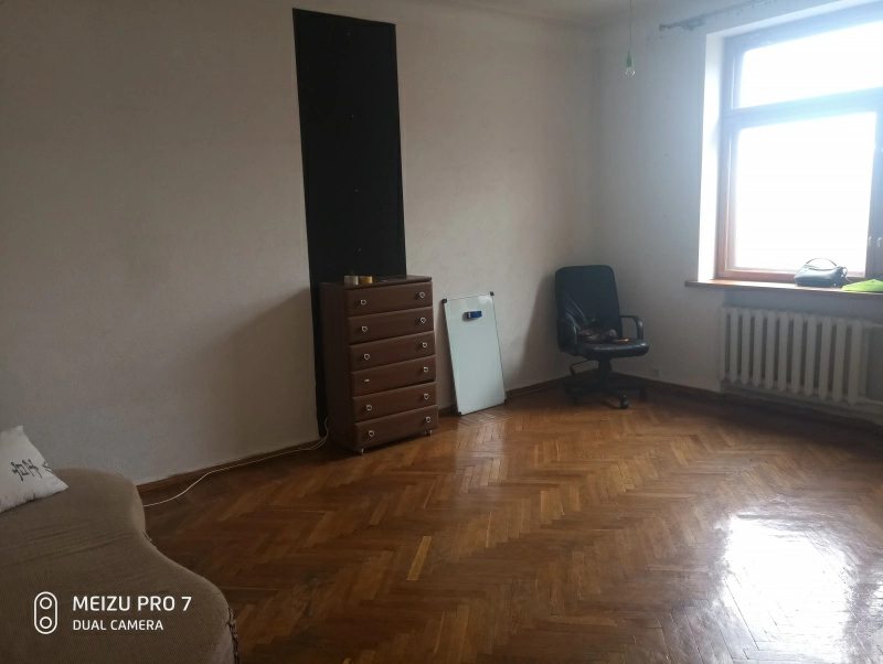 Apartment for rent. 1 room, 42 m², 5th floor/5 floors. 3, Novodarnytcka 3, Kyiv. 