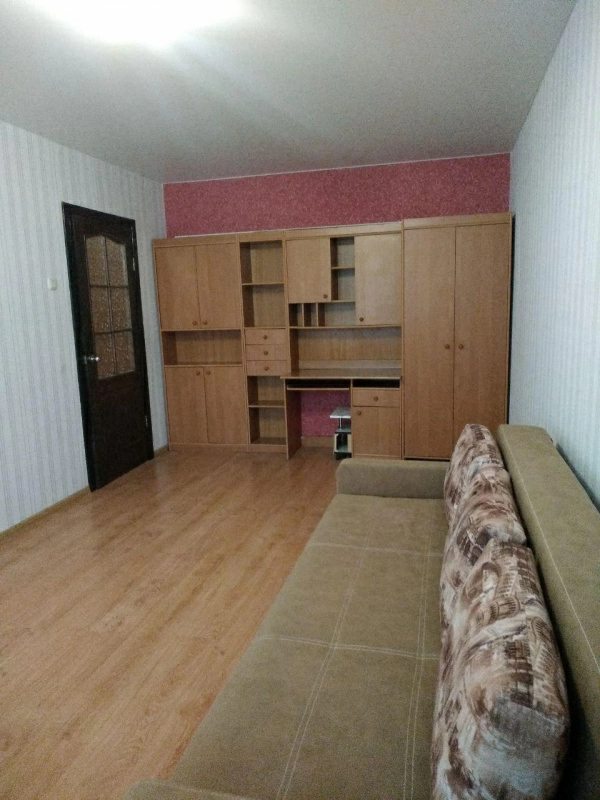 Apartment for rent. 1 room, 35 m², 1st floor/1 floor. Chekhova, Cherkasy. 