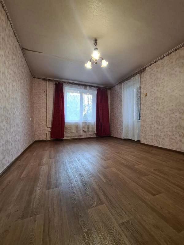 Продажа квартиры. 2 rooms, 47 m², 1st floor/14 floors. 21, Академика Богомольца, Харьков. 