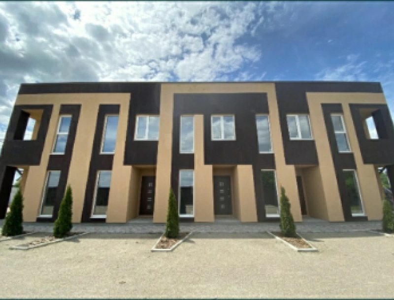 Продажа дома. 13 rooms, 300 m², 2 floors. 7, Калиновая, Борисполь. 