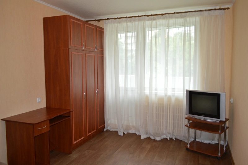 Apartment for rent. 1 room, 33 m², 2nd floor/9 floors. Leninskyy rayon, Kharkiv. 