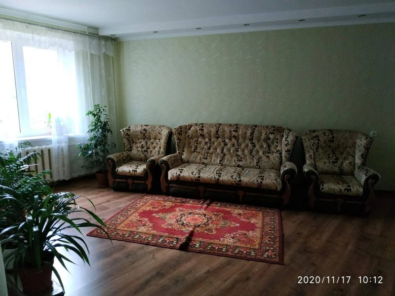 Apartments for sale. 5 rooms, 91 m², 3rd floor/9 floors. 1, Sokol 1, Dnipro. 