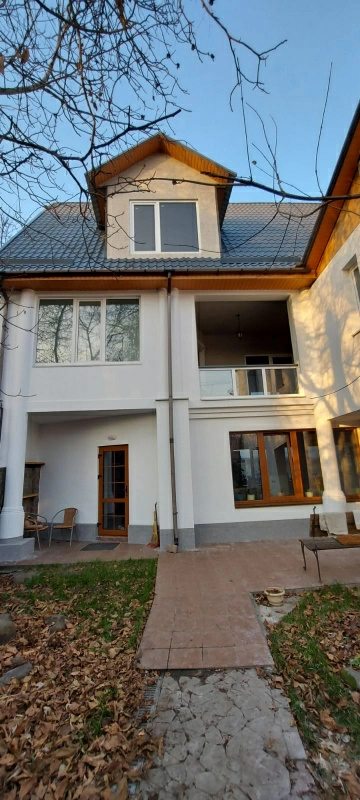 Продаж будинку. 5 rooms, 256 m², 2 floors. 12, Стеценка 12, Київ. 