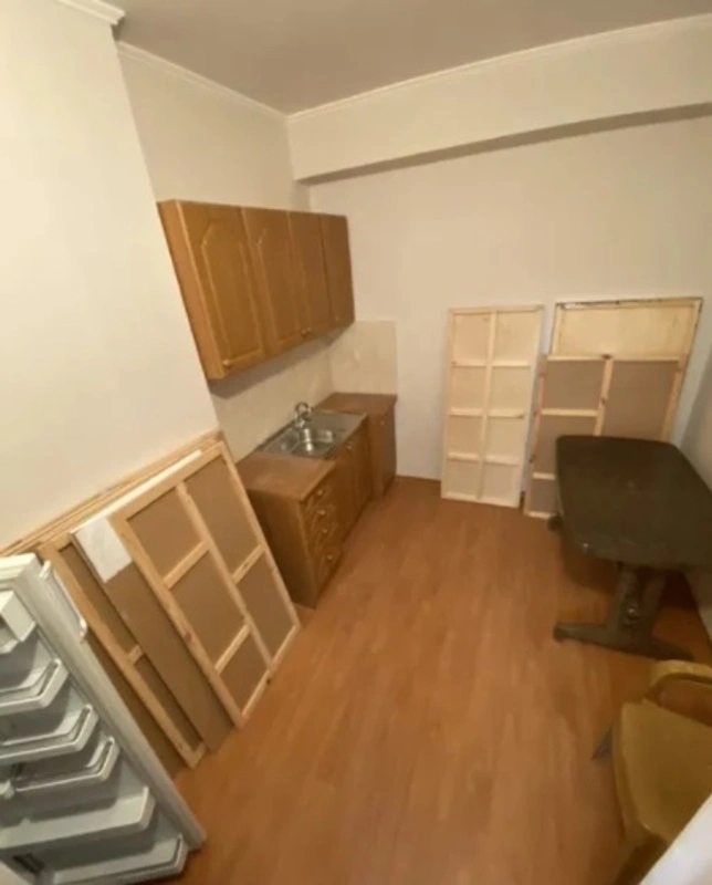 Продам офіс. 156 m², 2nd floor/10 floors. Тенистая ул., Одеса. 