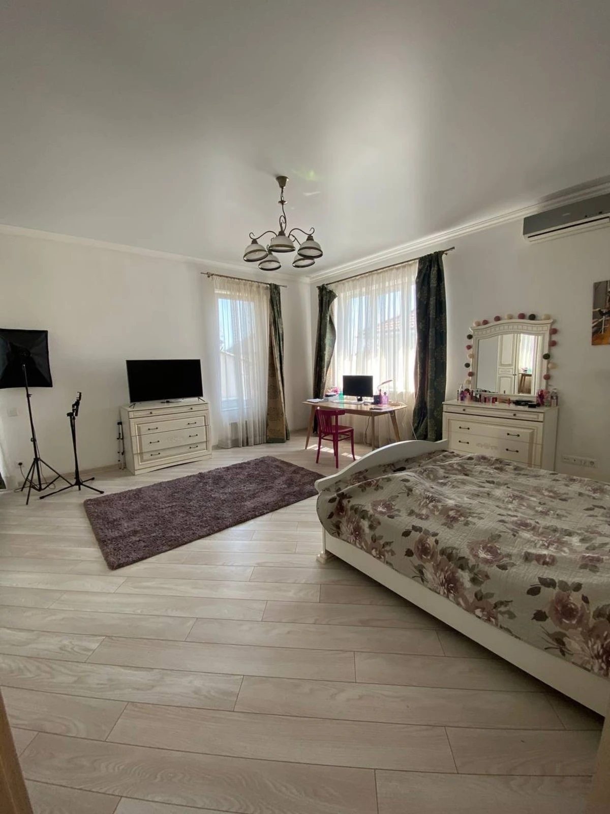 House for sale 250 m², 2 floors. Bryzova vul., Odesa. 