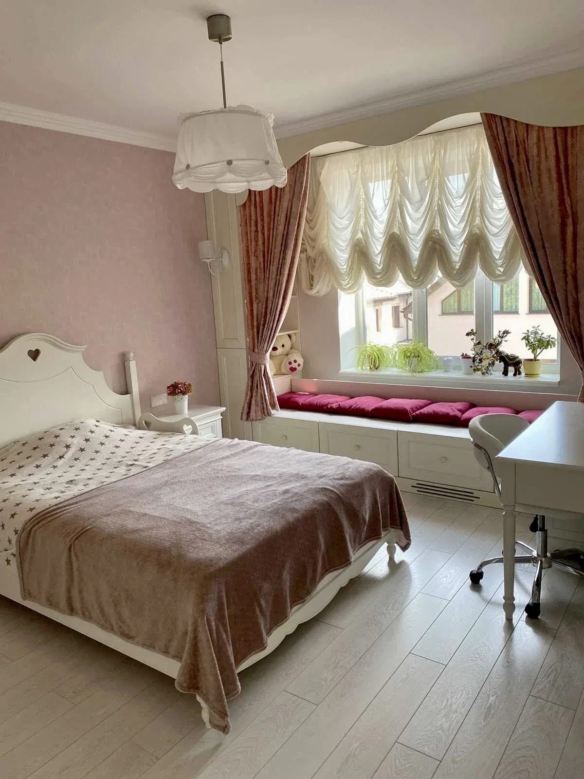 House for sale. 276 m², 3 floors. Reydovyy prov., Odesa. 