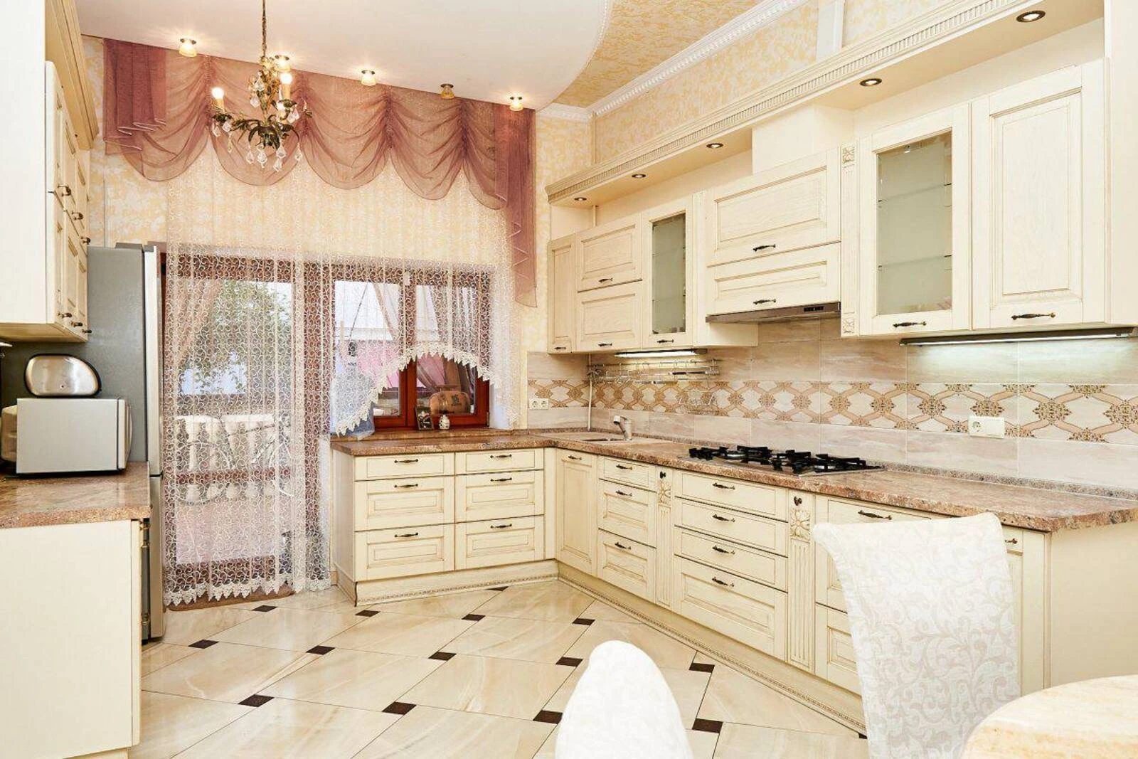 House for sale 389 m², 2 floors. Polunychnyy prov., Odesa. 