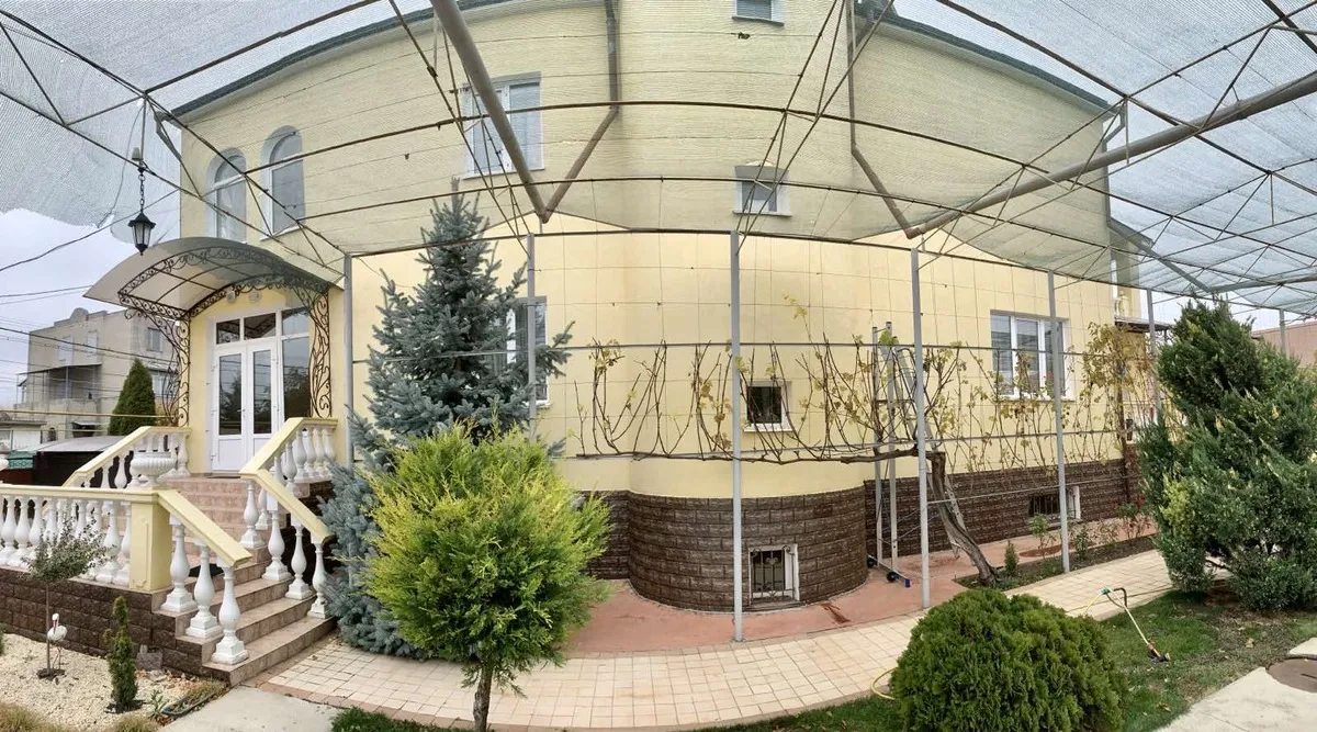 House for sale. 406 m², 3 floors. Oleha Koshevoho ul., Fontanka. 