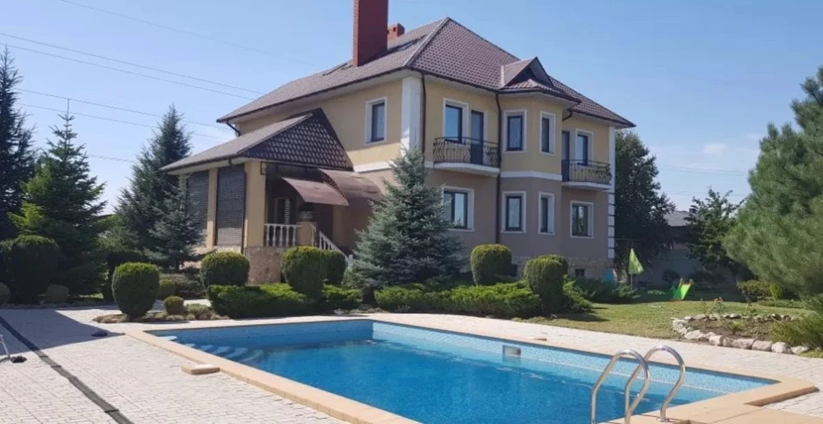 Продаж будинку 270 m², 3 поверхи. Фонтанка. 