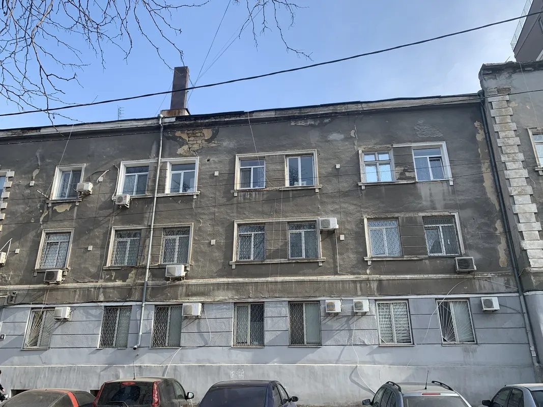 Продам нерухомість під комерцію 1157 m², 4 пов./3 поверхи. Запорожская ул., Одеса. 