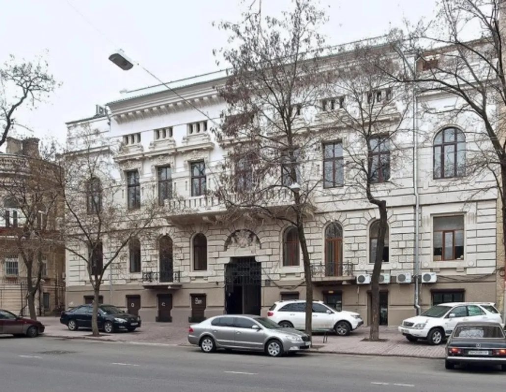 Real estate for sale for commercial purposes. 978 m², 4 floors. Marazlyevskaya ul., Odesa. 