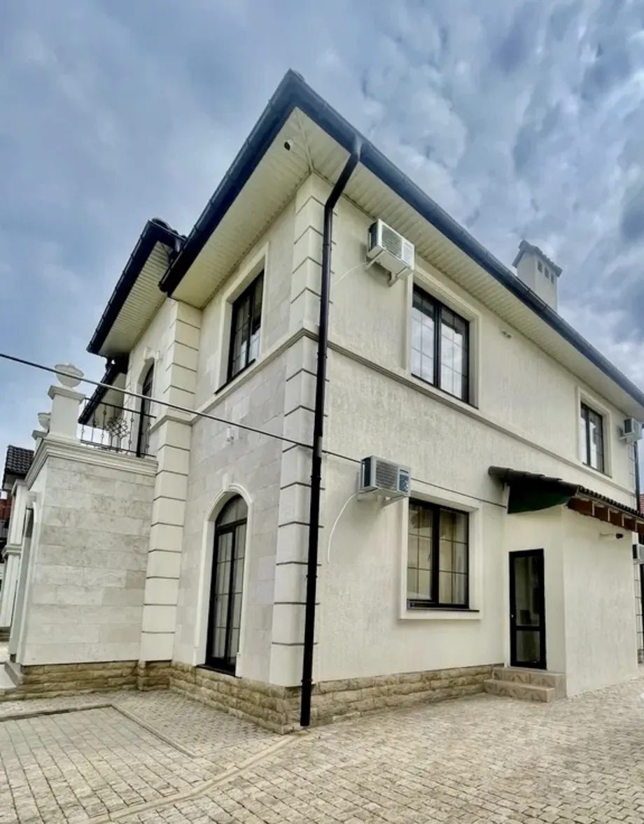 House for sale 200 m², 2 floors. Korallovaya ul., Odesa. 