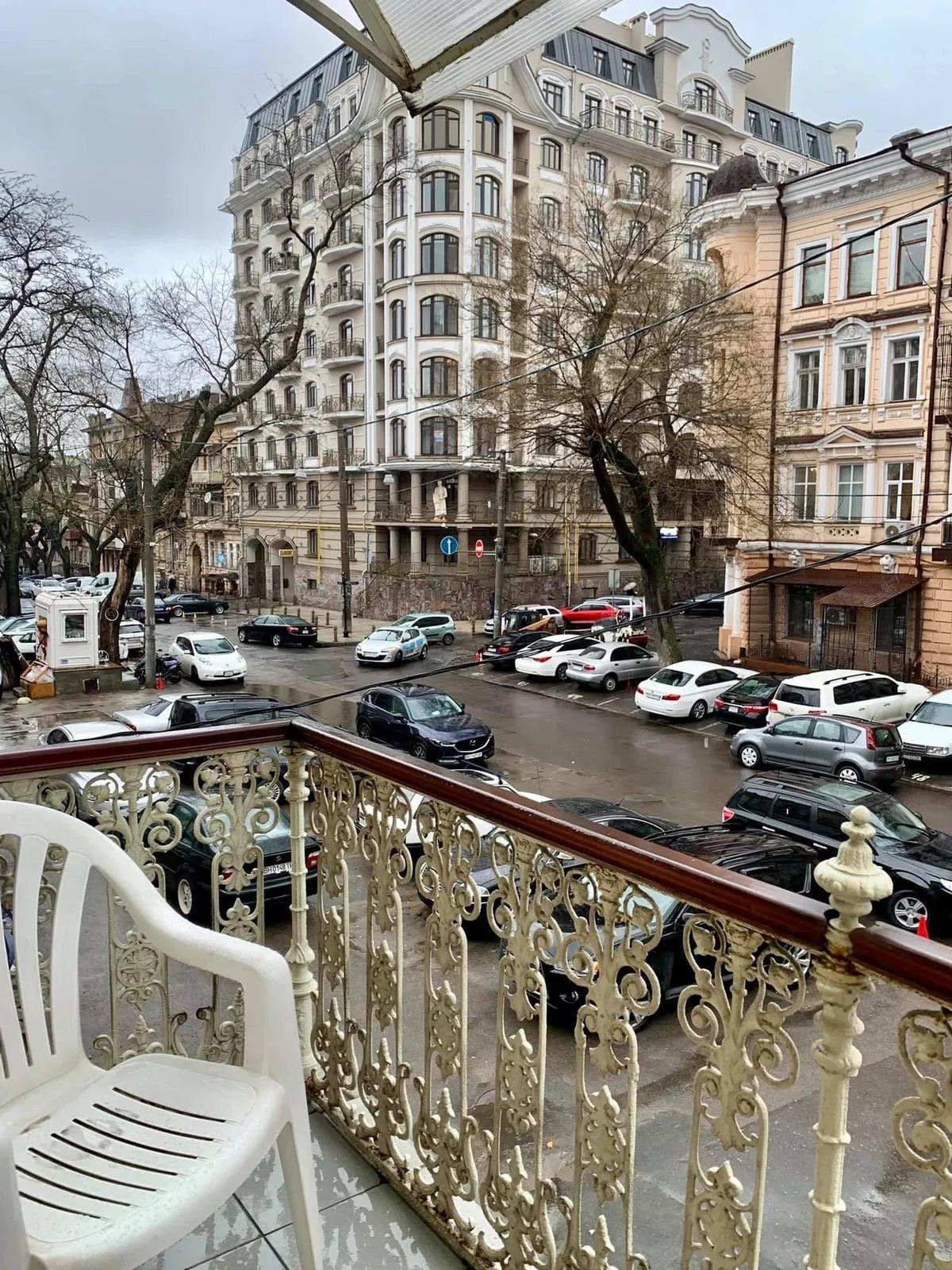 Продажа большой квартиры в центре Одессы под коммерческое назначение!