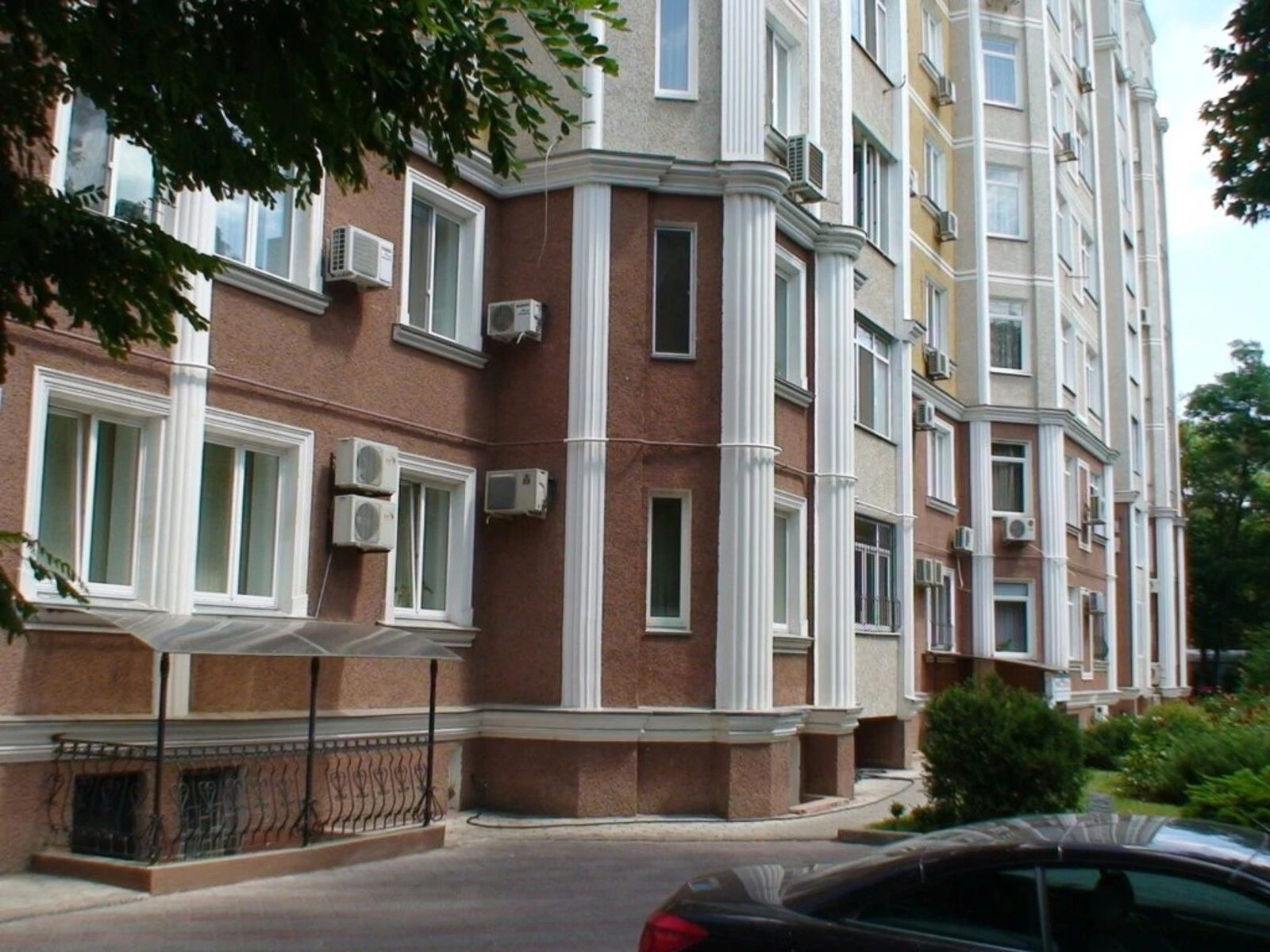 Продам офіс. 208 m², 9th floor/9 floors. 2, Довженко ул., Одеса. 
