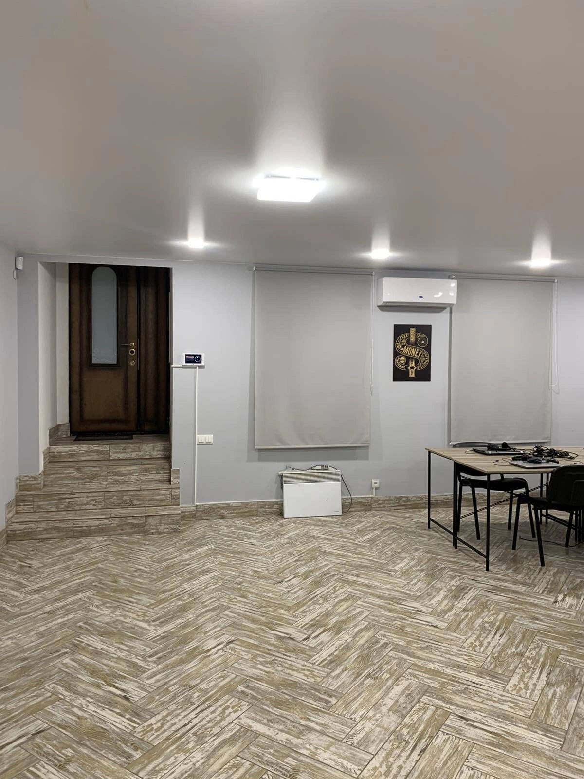 Продам офіс. 90 m², 1st floor/3 floors. 52, Базарная ул., Одеса. 