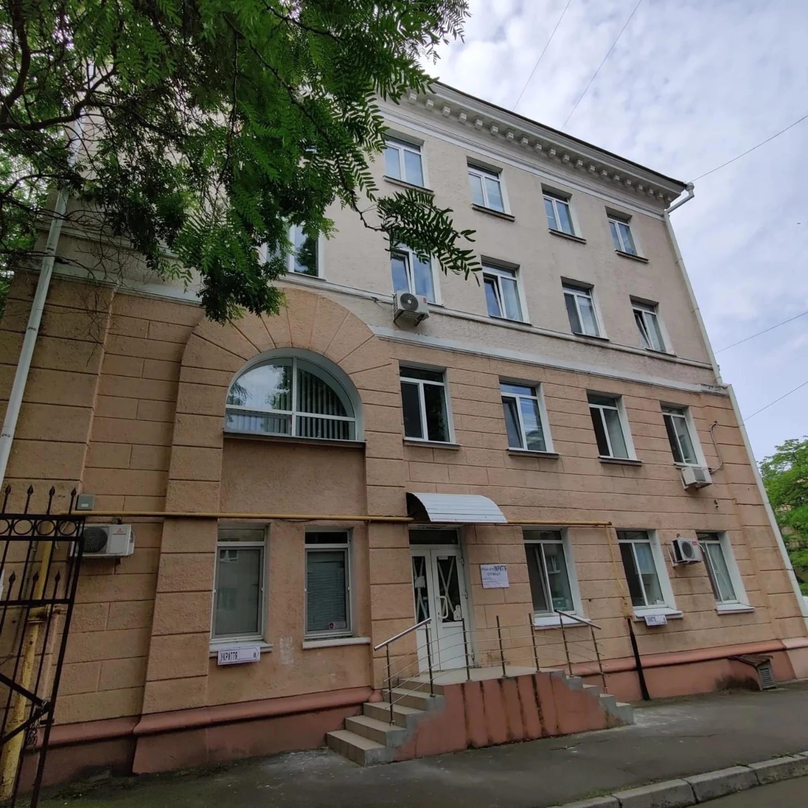 Продам офіс. 1022 m², 2nd floor/4 floors. Мечникова ул., Одеса. 