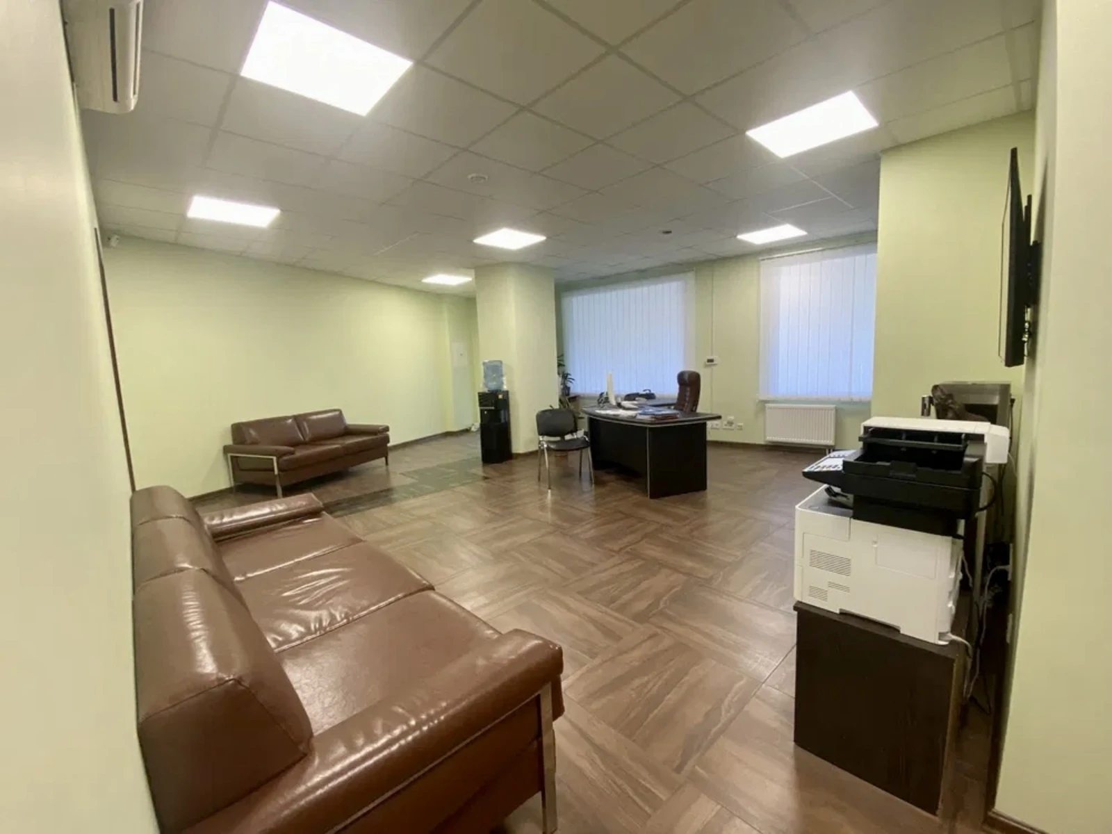 Office for sale. 174 m², 1st floor/16 floors. 1, Lyteraturnaya ul., Odesa. 