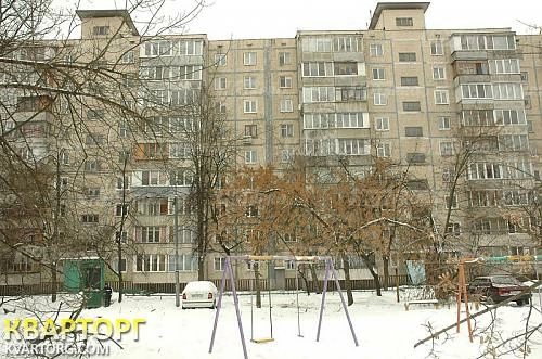 Здам квартиру. 3 кімнати, 70 m², 4 поверх/9 поверхів. 6, Плеханова 6, Київ. 