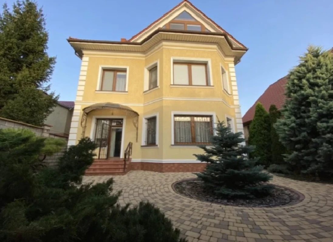 Продаж будинку. 380 m², 3 floors. 12, Малая Садовая ул., Одеса. 