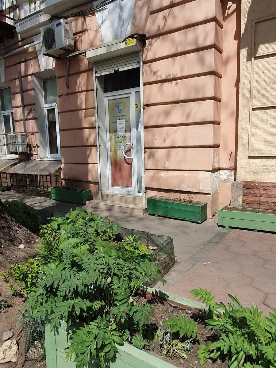 Продам нерухомість під комерцію 63 m², 1 пов./3 поверхи. 13, Тираспольская ул., Одеса. 