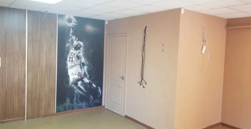 Продаж комерційного приміщення 31 m², 1 пов./9 поверхів. 14, Глушко Академика пр., Одеса. 