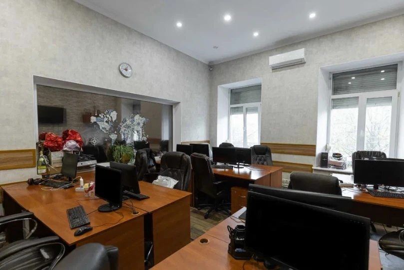 Office for sale 347 m², 1st fl./3 floors. 64, Bolshaya Arnautskaya ul., Odesa. 