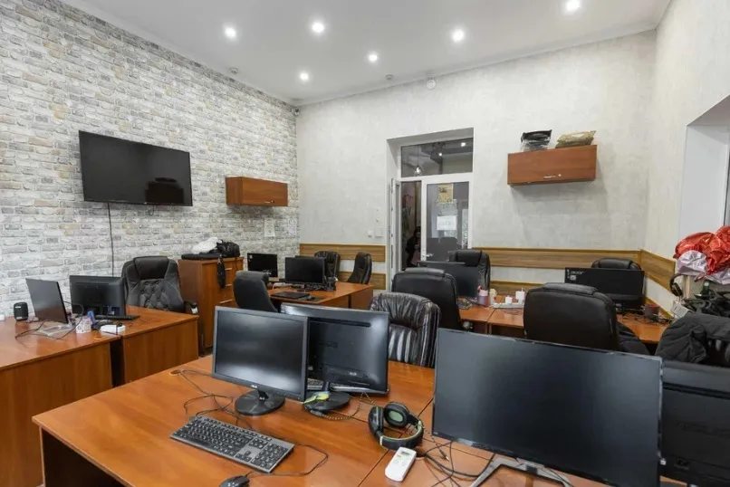 Office for sale 347 m², 1st fl./3 floors. 64, Bolshaya Arnautskaya ul., Odesa. 