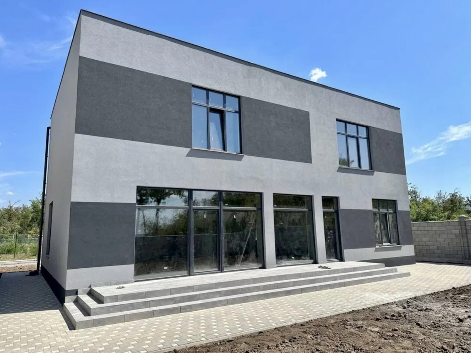House for sale. 265 m², 2 floors. Sonyachna vul., Odesa. 