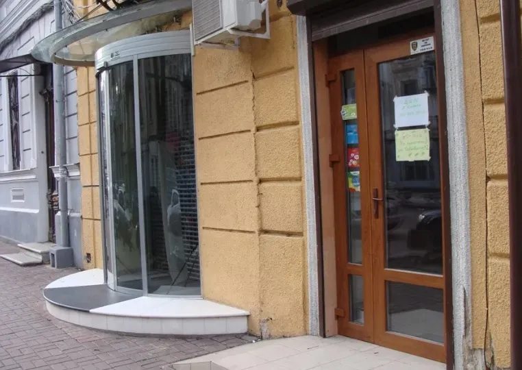 Commercial space for sale. 35 m², 1st floor/3 floors. 14, Chaykovskoho per., Odesa. 