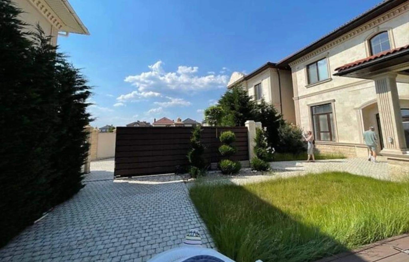 Продаж будинку 206 m², 2 поверхи. Берегова вул., Одеса. 