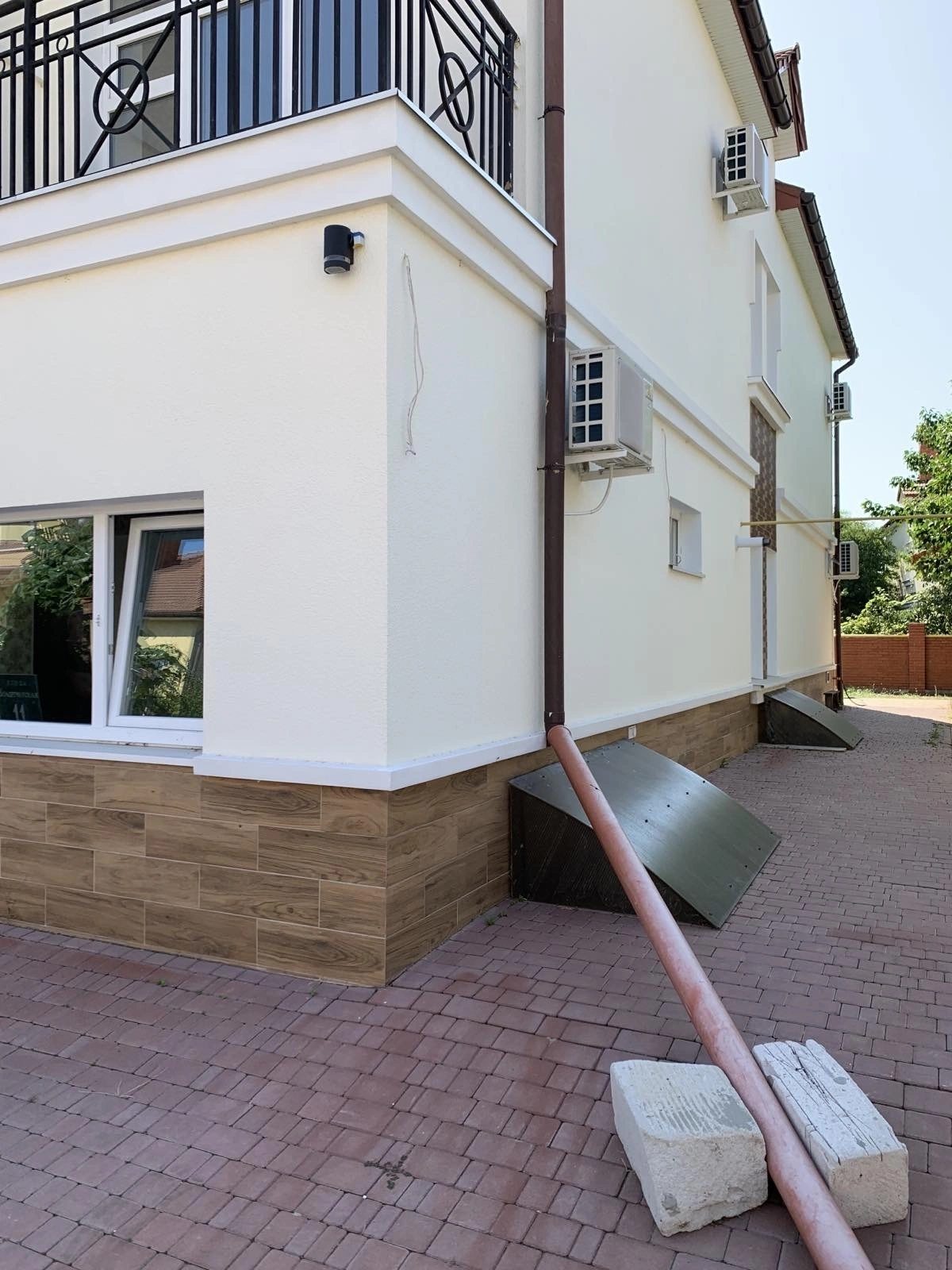 House for sale 260 m², 2 floors. Vladymyrska vul., Odesa. 