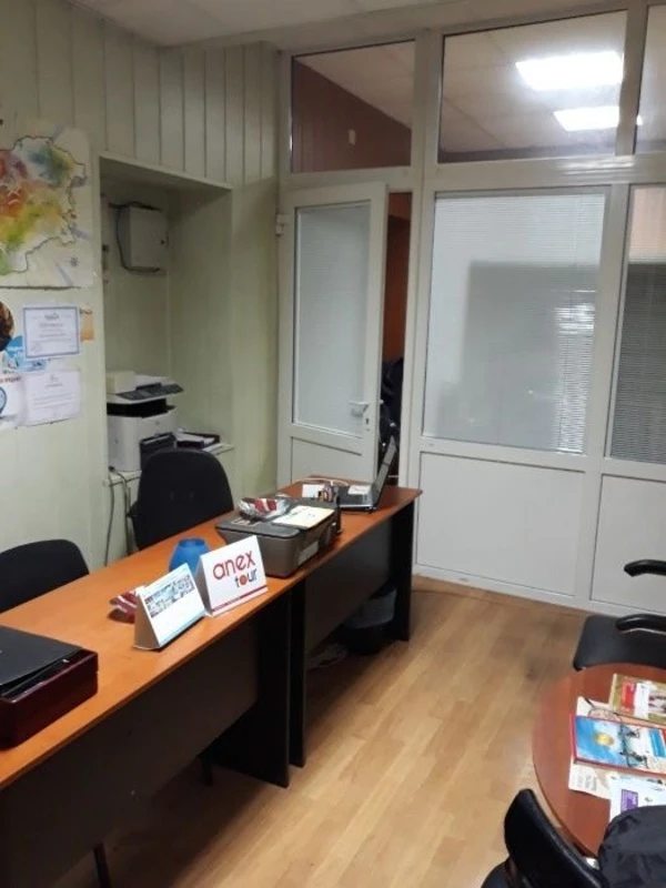 Office for sale. 95 m², 1st floor/2 floors. Nezhynskaya ul., Odesa. 