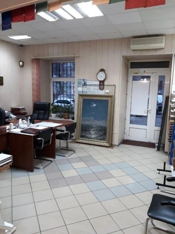 Продам офіс. 95 m², 1st floor/2 floors. Нежинская ул., Одеса. 