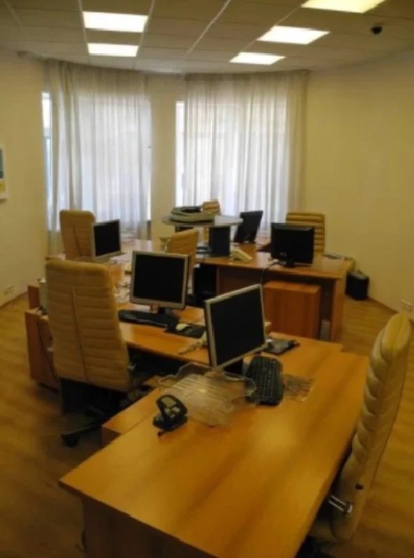 Office for sale. 300 m², 1st floor/6 floors. Mukachevskyy per., Odesa. 