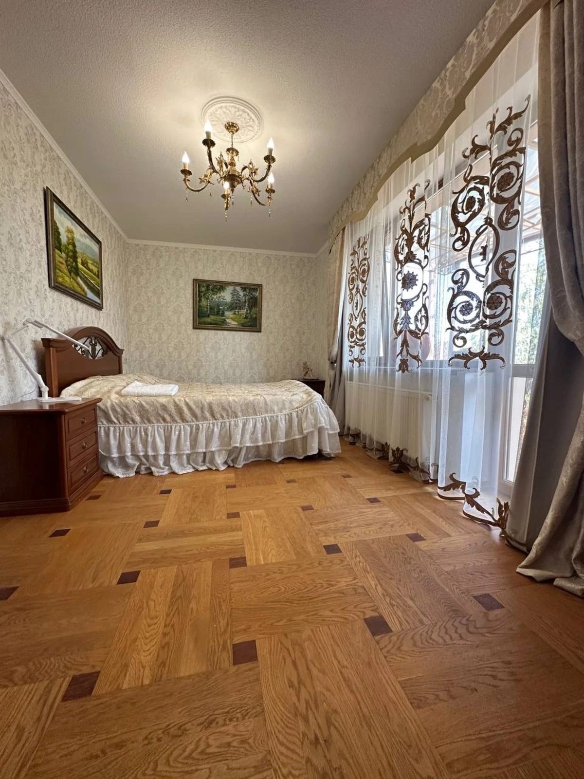 House for sale 239 m², 2 floors. Tsentralna vul., Odesa. 