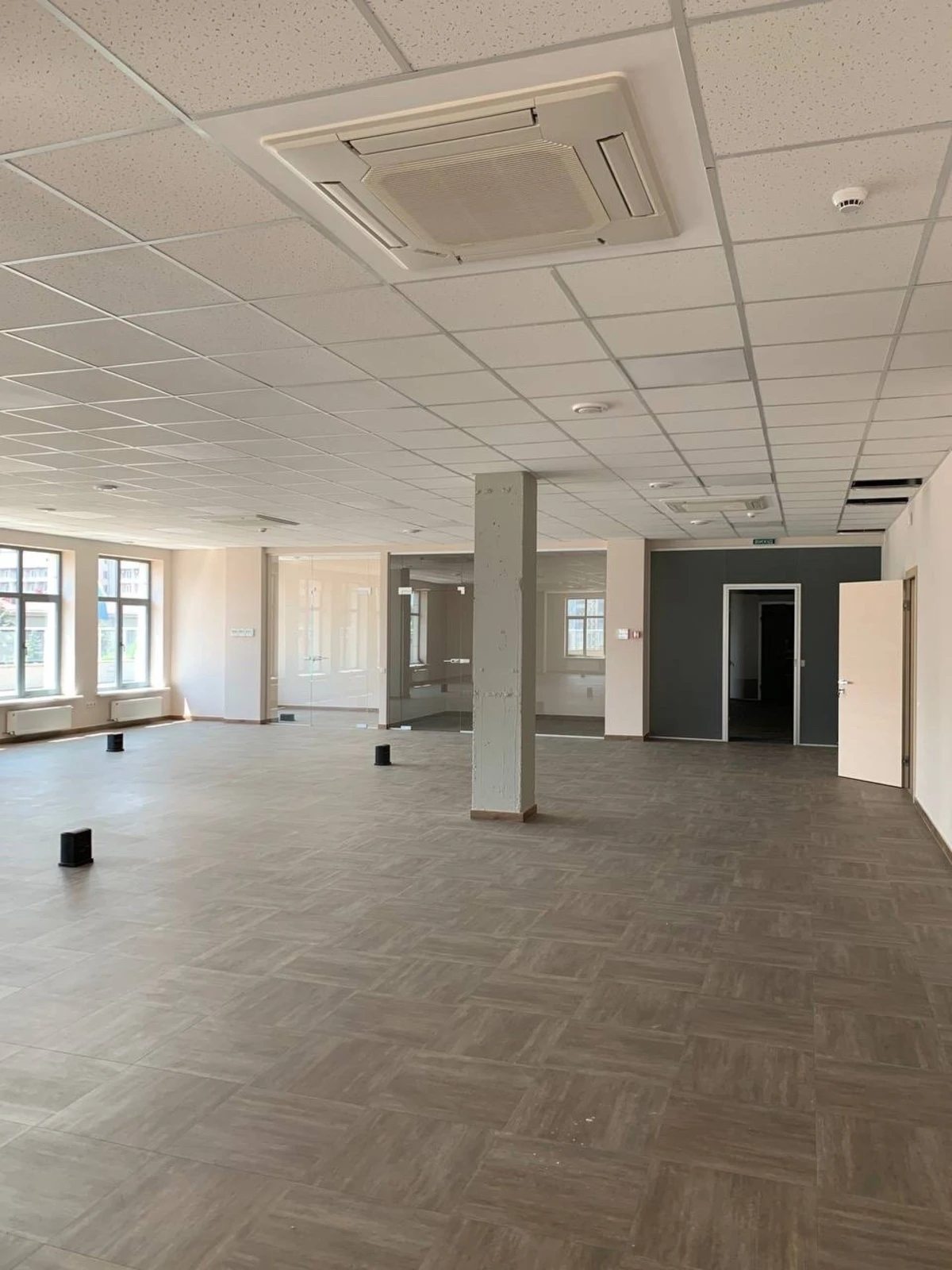 Продам офіс. 388 m², 5th floor/6 floors. Генуэзская ул., Одеса. 