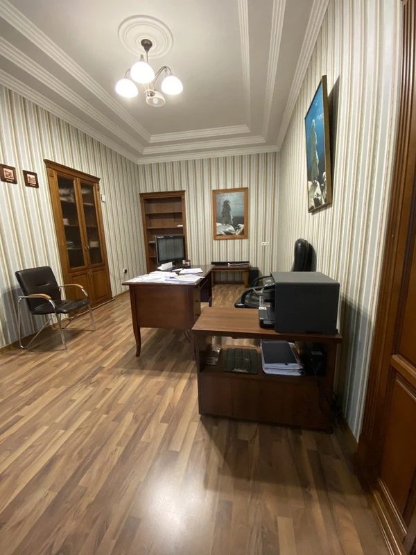 Продам офіс. 312 m², 2nd floor/2 floors. Пушкинская ул., Одеса. 