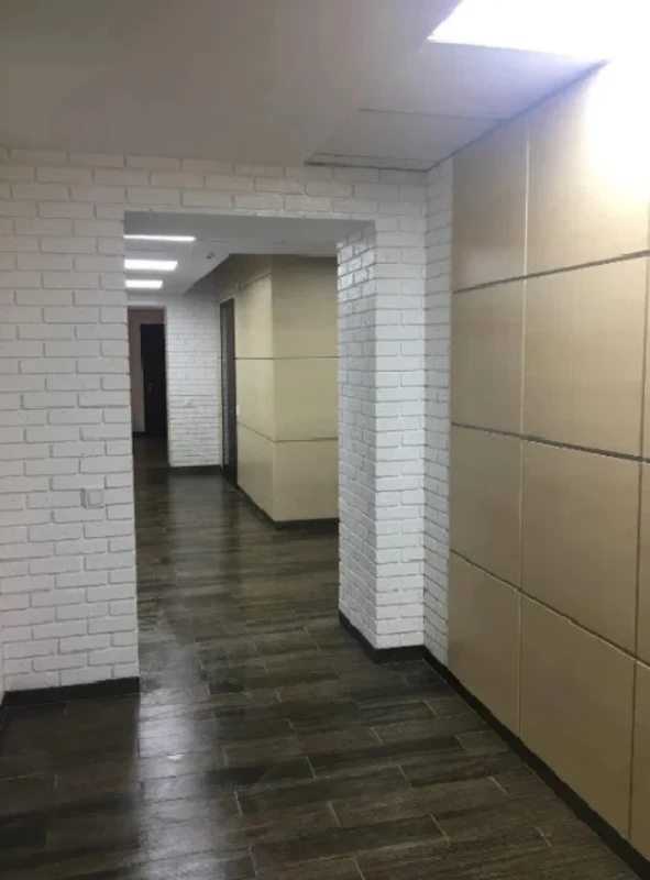 Продам офіс. 310 m², 1st floor/10 floors. Зоопарковая ул., Одеса. 