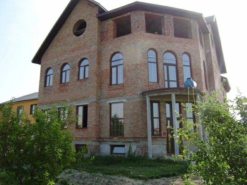 House for sale. 800 m², 3 floors. Vyshnevaya, Brovary. 