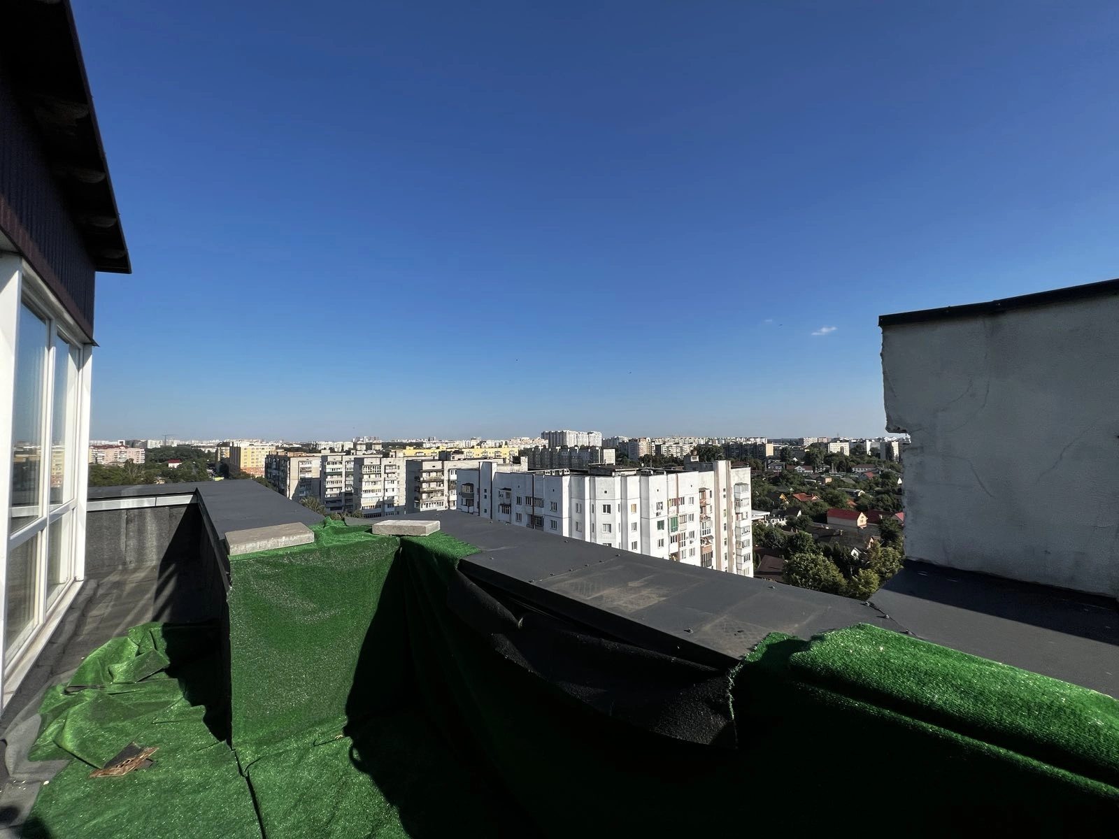 Apartments for sale. 3 rooms, 157 m², 10th floor/12 floors. Svyatoshynska, 27, Vyshneve. 