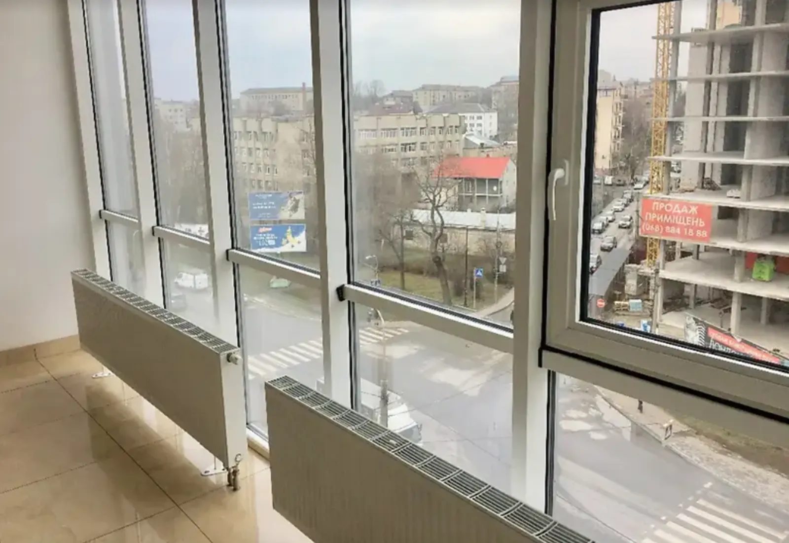 Продам офіс. 42 m², 6th floor/6 floors. Центр, Тернопіль. 
