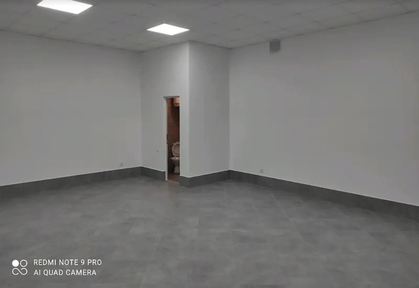 Продам нерухомість під комерцію. 105 m², 1st floor/10 floors. Северный, Тернопіль. 