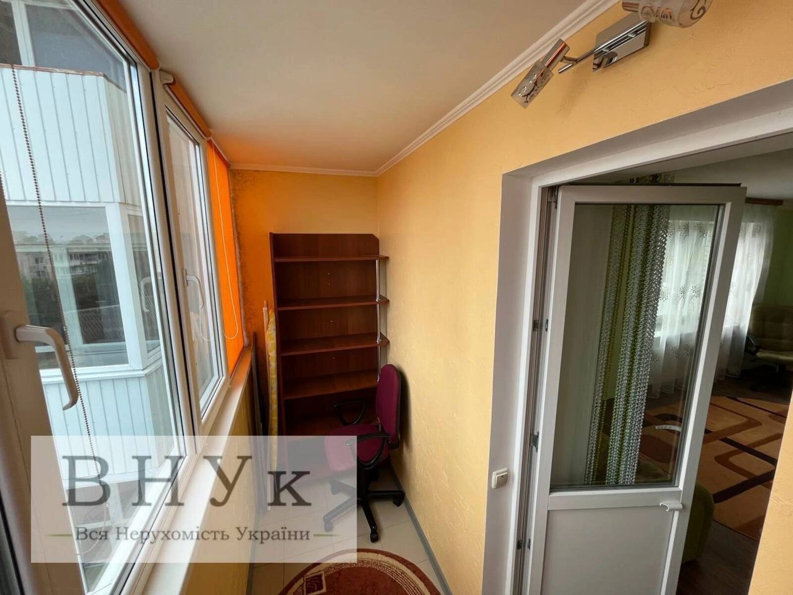 Apartments for sale 2 rooms, 62 m², 3rd fl./10 floors. 5, Troleybusna vul., Ternopil. 